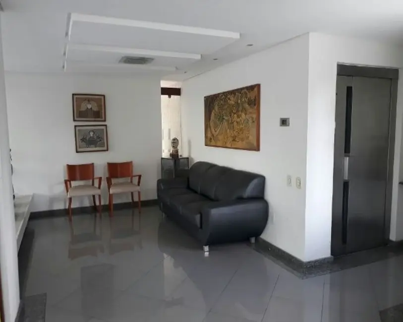 Foto 3 de Apartamento com 4 quartos à venda, 180m2 em Casa Amarela, Recife - PE