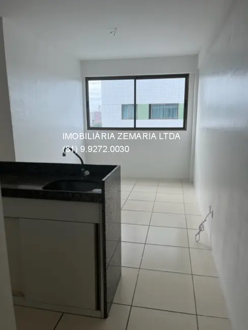 Foto 8 de Apartamento com 2 quartos à venda, 44m2 em Torre, Recife - PE