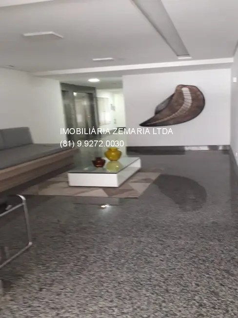 Foto 5 de Apartamento com 2 quartos à venda, 44m2 em Torre, Recife - PE