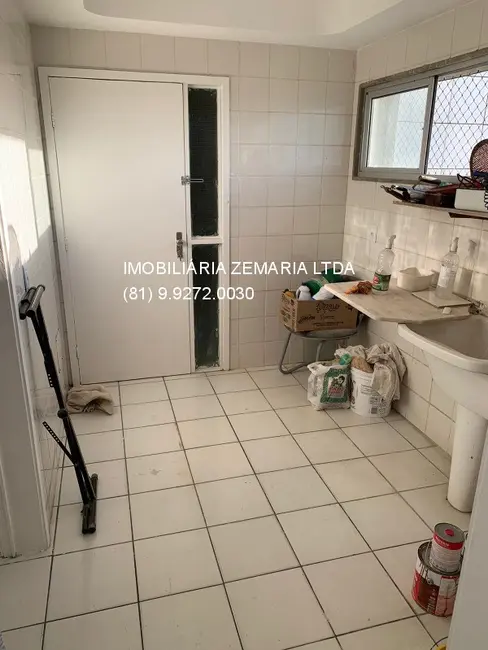 Apartamento com 5 quartos à venda, 300m2 em Santana, Recife - PE - imagem 8 Foto 8 de Apartamento com 5 quartos à venda, 300m2 em Santana, Recife - PE