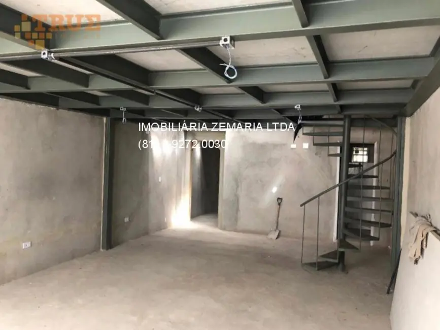 Armazém / Galpão à venda e para alugar, 415m2 em Recife - PE - imagem 4 Foto 4 de Armazém / Galpão à venda e para alugar, 415m2 em Recife - PE