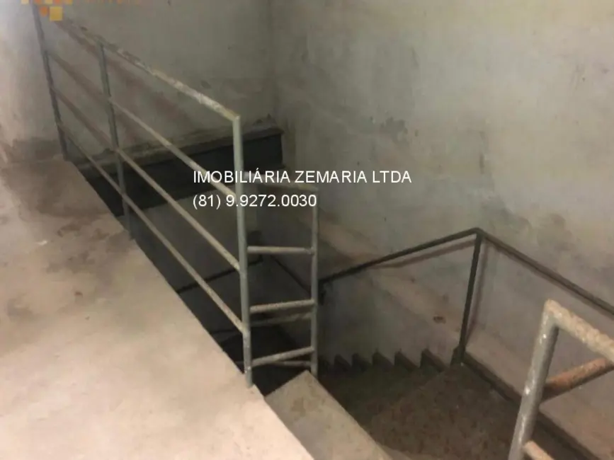 Armazém / Galpão à venda e para alugar, 415m2 em Recife - PE - imagem 8 Foto 8 de Armazém / Galpão à venda e para alugar, 415m2 em Recife - PE