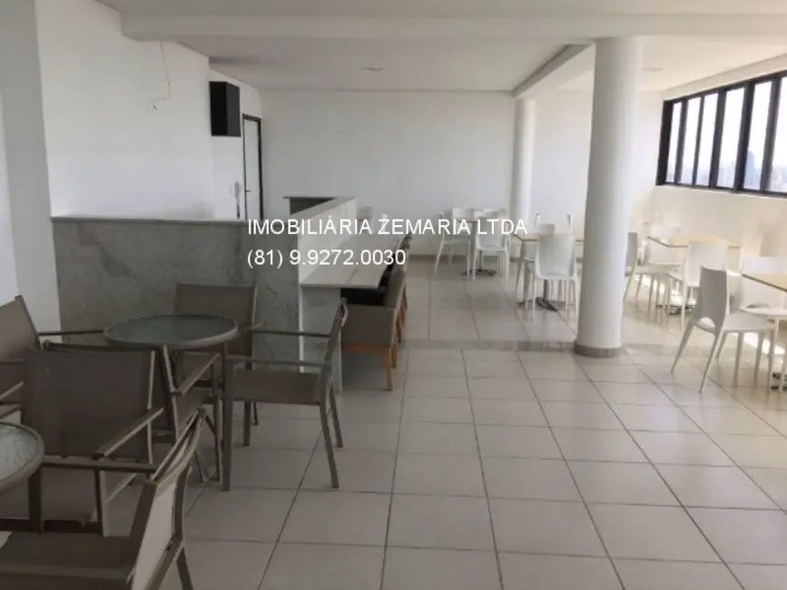 Foto 2 de Apartamento com 2 quartos à venda, 50m2 em Pina, Recife - PE