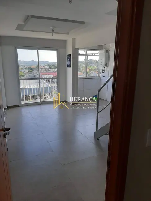 Foto 1 de Cobertura com 2 quartos para alugar, 58m2 em Campo Grande, Rio De Janeiro - RJ