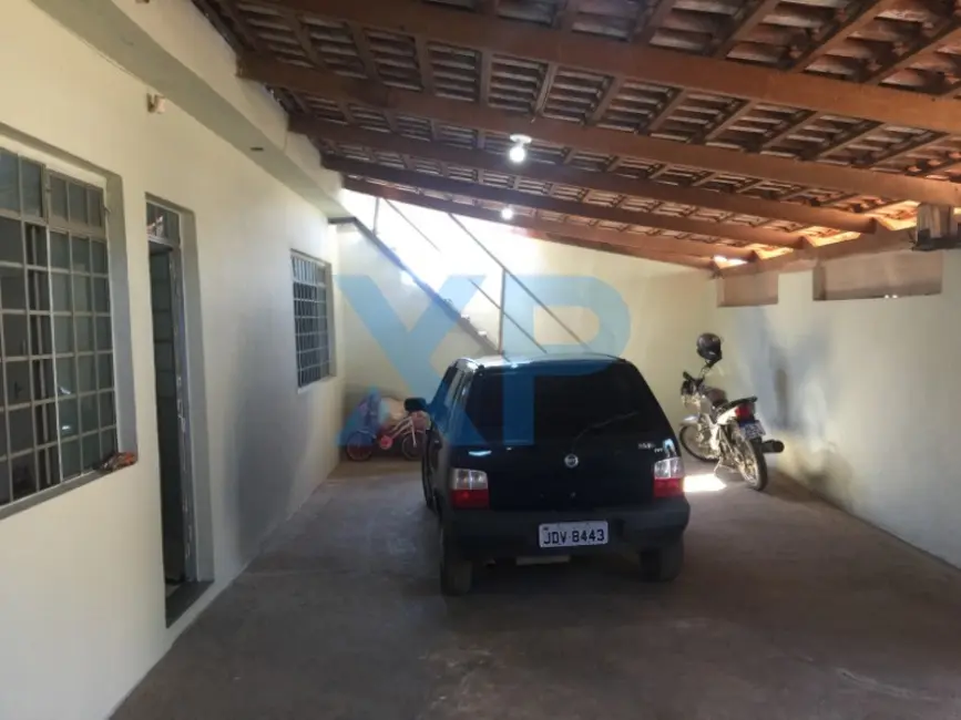 Foto 2 de Casa com 2 quartos à venda, 100m2 em Maria Peçanha, Divinopolis - MG