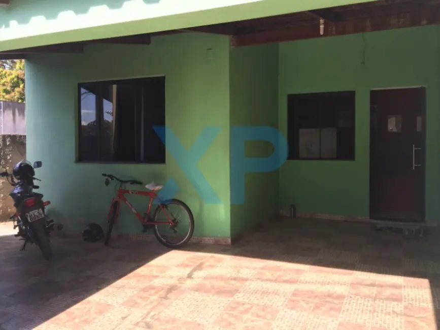Foto 2 de Casa com 3 quartos à venda, 100m2 em Planalto, Divinopolis - MG