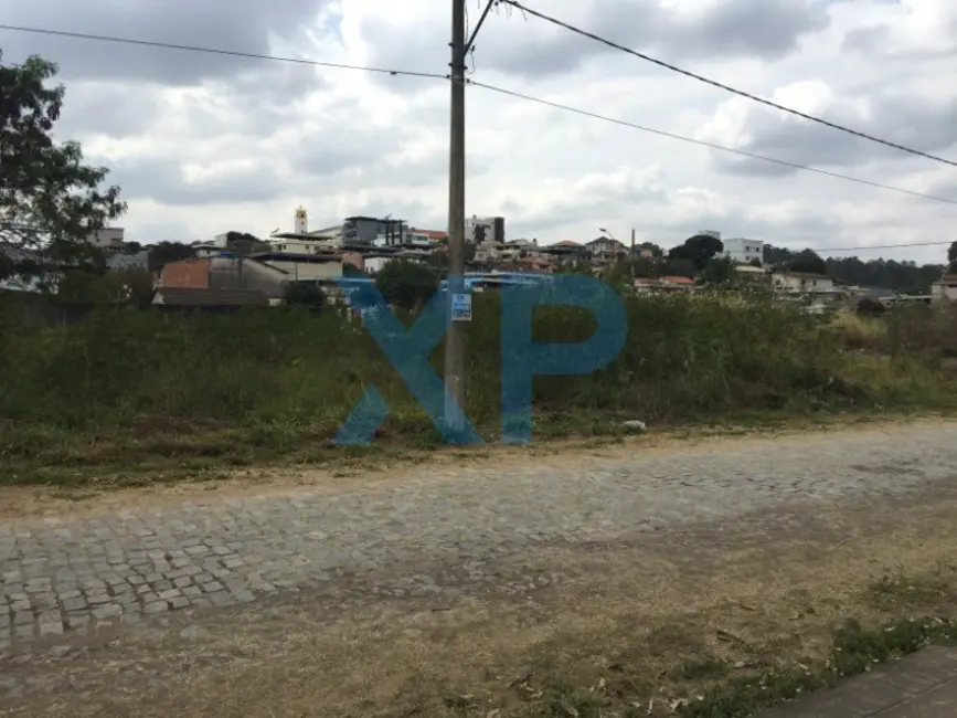 Foto 1 de Terreno / Lote à venda, 373m2 em Porto Velho, Divinopolis - MG