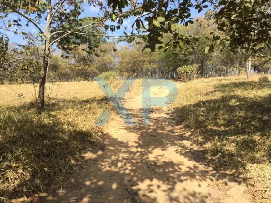 Sítio / Rancho com 3 quartos à venda, 300m2 em Divinopolis - MG - imagem 8 Foto 8 de Sítio / Rancho com 3 quartos à venda, 300m2 em Divinopolis - MG