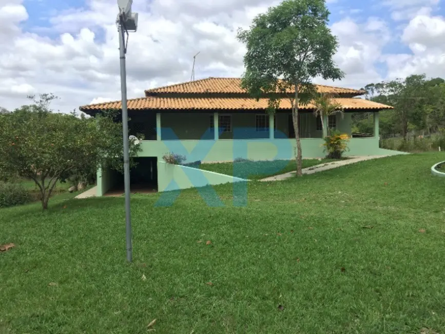 Foto 1 de Chácara com 4 quartos à venda, 300m2 em Sao Goncalo Do Para - MG