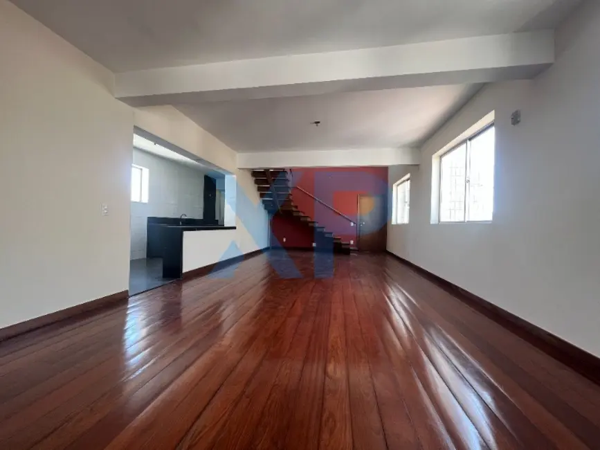 Foto 1 de Apartamento com 4 quartos à venda, 280m2 em Centro, Divinopolis - MG