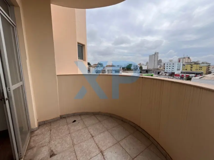 Foto 4 de Apartamento com 3 quartos à venda, 120m2 em Centro, Divinopolis - MG