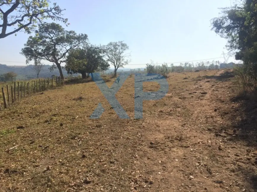 Foto 3 de Fazenda / Haras com 2 quartos à venda, 90m2 em Sao Sebastiao Do Oeste - MG