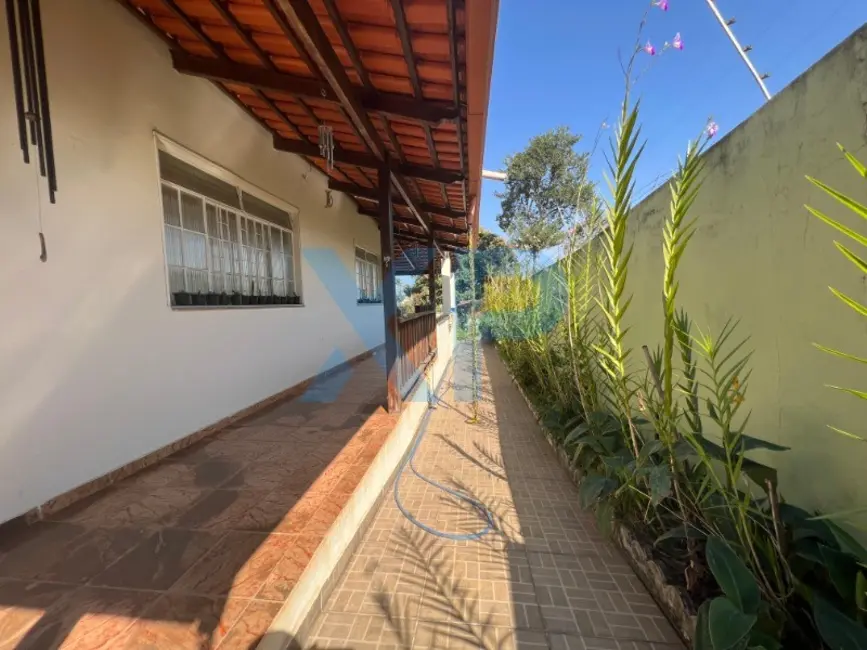 Casa com 3 quartos à venda, 341m2 em Vila Romana, Divinopolis - MG - imagem 8 Foto 8 de Casa com 3 quartos à venda, 341m2 em Vila Romana, Divinopolis - MG