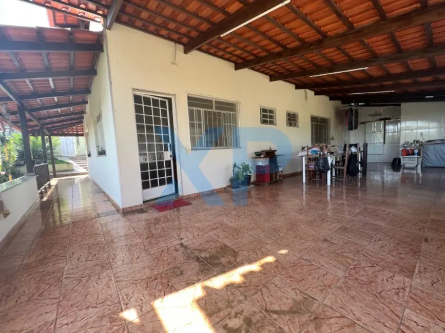 Casa com 3 quartos à venda, 341m2 em Vila Romana, Divinopolis - MG - imagem 9 Foto 9 de Casa com 3 quartos à venda, 341m2 em Vila Romana, Divinopolis - MG