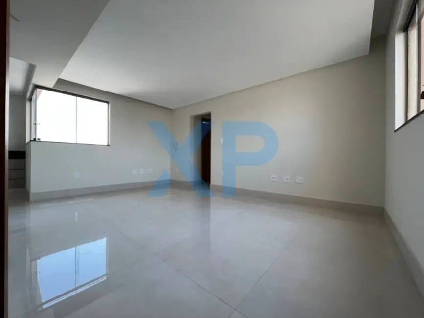 Foto 2 de Apartamento com 3 quartos à venda, 270m2 em Levindo Paula Pereira, Divinopolis - MG