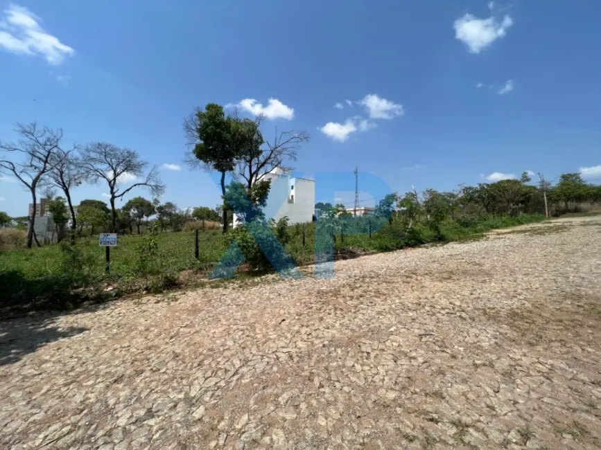 Terreno / Lote à venda, 360m2 em Chanadour, Divinopolis - MG - imagem 3 Foto 3 de Terreno / Lote à venda, 360m2 em Chanadour, Divinopolis - MG