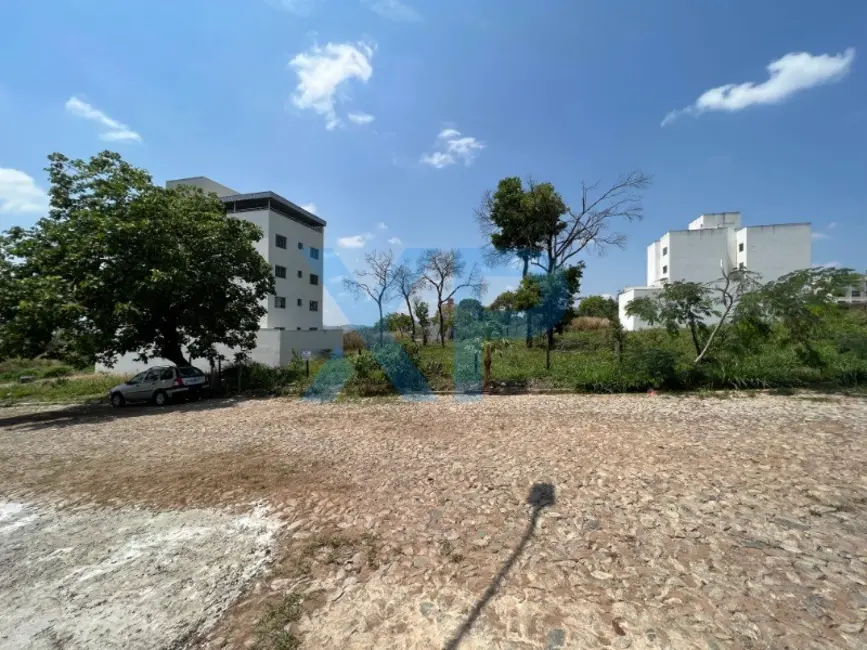 Terreno / Lote à venda, 360m2 em Chanadour, Divinopolis - MG - imagem 4 Foto 4 de Terreno / Lote à venda, 360m2 em Chanadour, Divinopolis - MG