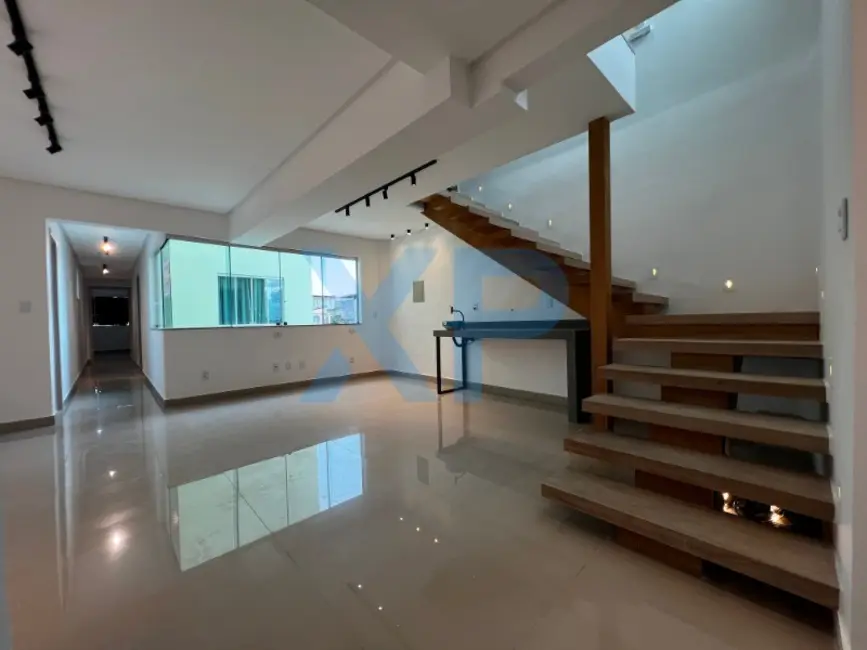 Foto 1 de Apartamento com 3 quartos à venda, 173m2 em Levindo Paula Pereira, Divinopolis - MG