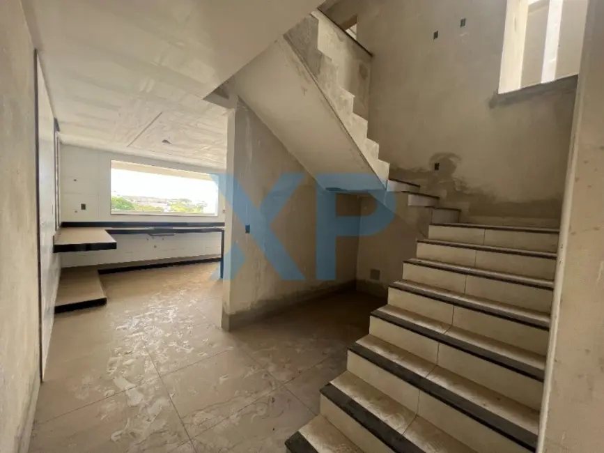 Foto 9 de Casa com 3 quartos à venda, 150m2 em São Roque, Divinopolis - MG