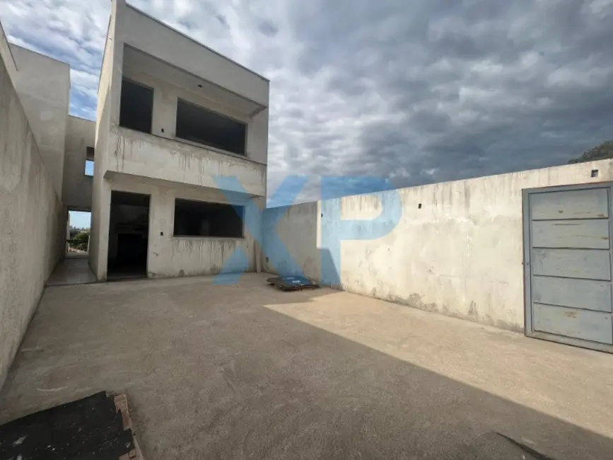 Foto 3 de Casa com 3 quartos à venda, 150m2 em São Roque, Divinopolis - MG