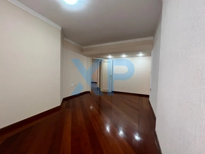 Apartamento com 3 quartos à venda, 140m2 em Centro, Divinopolis - MG - imagem 6 Foto 6 de Apartamento com 3 quartos à venda, 140m2 em Centro, Divinopolis - MG