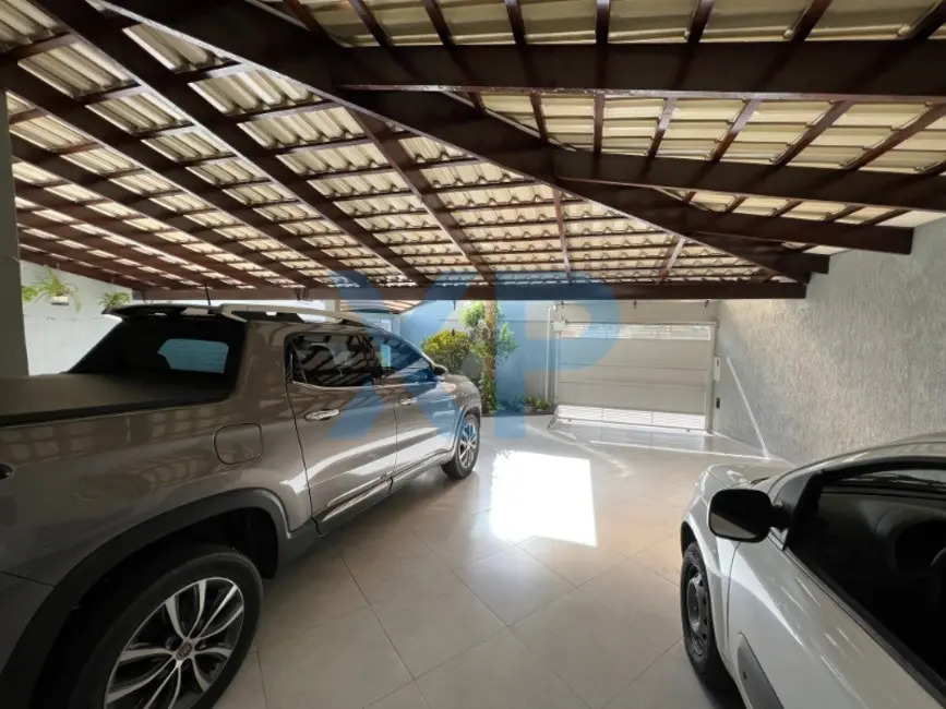 Casa com 4 quartos à venda, 230m2 em Belvedere, Divinopolis - MG - imagem 4 Foto 4 de Casa com 4 quartos à venda, 230m2 em Belvedere, Divinopolis - MG