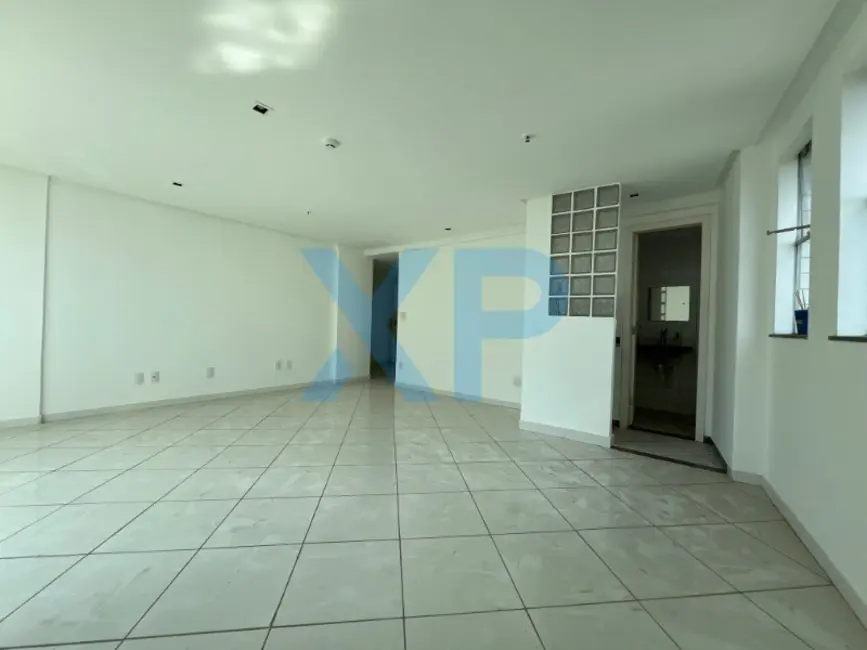 Sala Comercial à venda, 43m2 em Centro, Divinopolis - MG - imagem 5 Foto 5 de Sala Comercial à venda, 43m2 em Centro, Divinopolis - MG