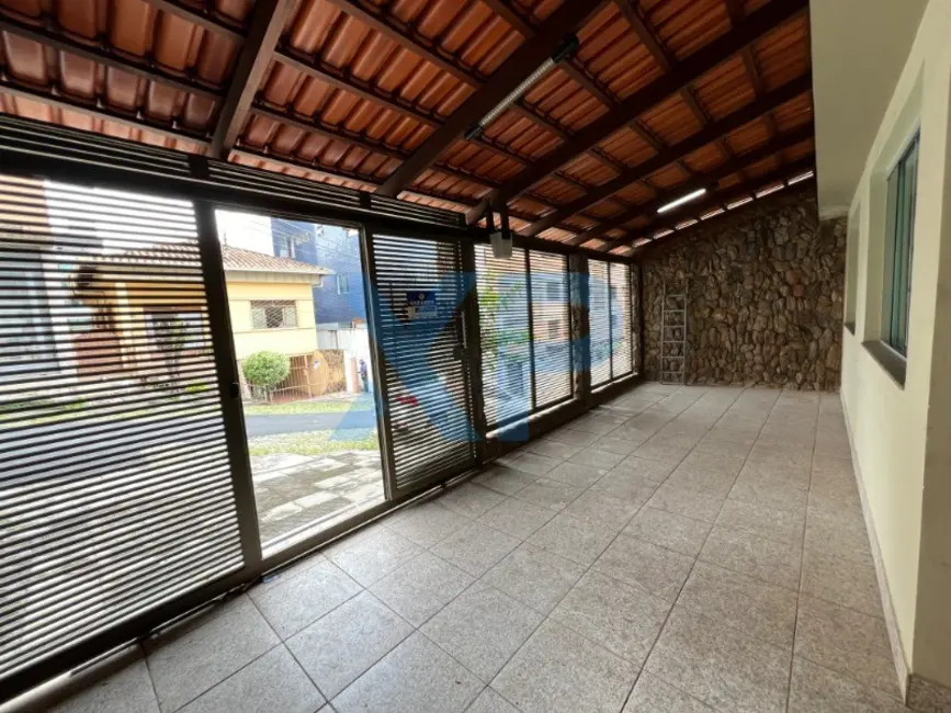 Foto 3 de Casa com 3 quartos à venda, 170m2 em Santo Antônio, Divinopolis - MG