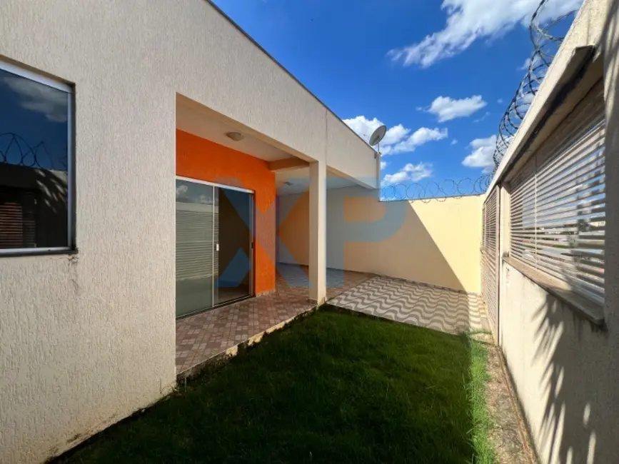 Foto 2 de Casa com 3 quartos à venda, 170m2 em Jardim Alterosa, Divinopolis - MG