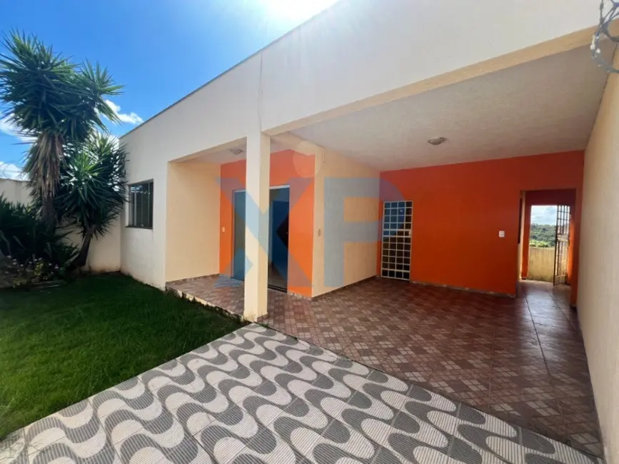 Foto 1 de Casa com 3 quartos à venda, 170m2 em Jardim Alterosa, Divinopolis - MG