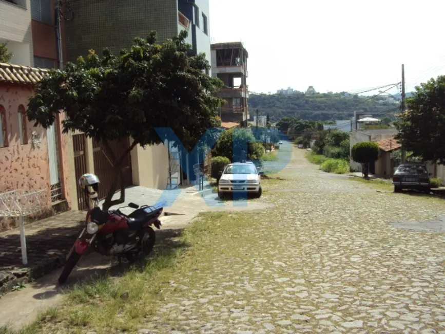 Casa com 3 quartos à venda, 380m2 em Bom Pastor, Divinopolis - MG - imagem 5 Foto 5 de Casa com 3 quartos à venda, 380m2 em Bom Pastor, Divinopolis - MG