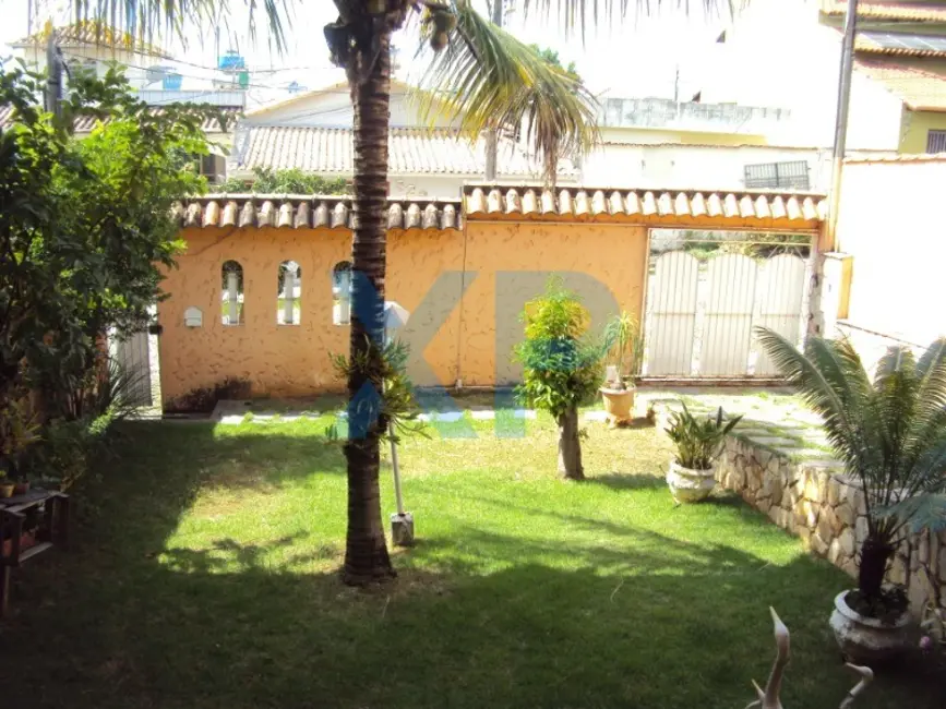 Casa com 3 quartos à venda, 380m2 em Bom Pastor, Divinopolis - MG - imagem 9 Foto 9 de Casa com 3 quartos à venda, 380m2 em Bom Pastor, Divinopolis - MG