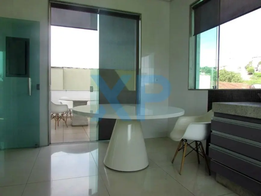 Foto 8 de Casa com 4 quartos à venda, 570m2 em Belvedere, Divinopolis - MG