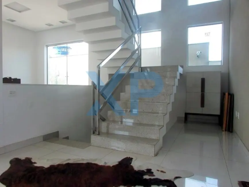 Foto 5 de Casa com 4 quartos à venda, 570m2 em Belvedere, Divinopolis - MG