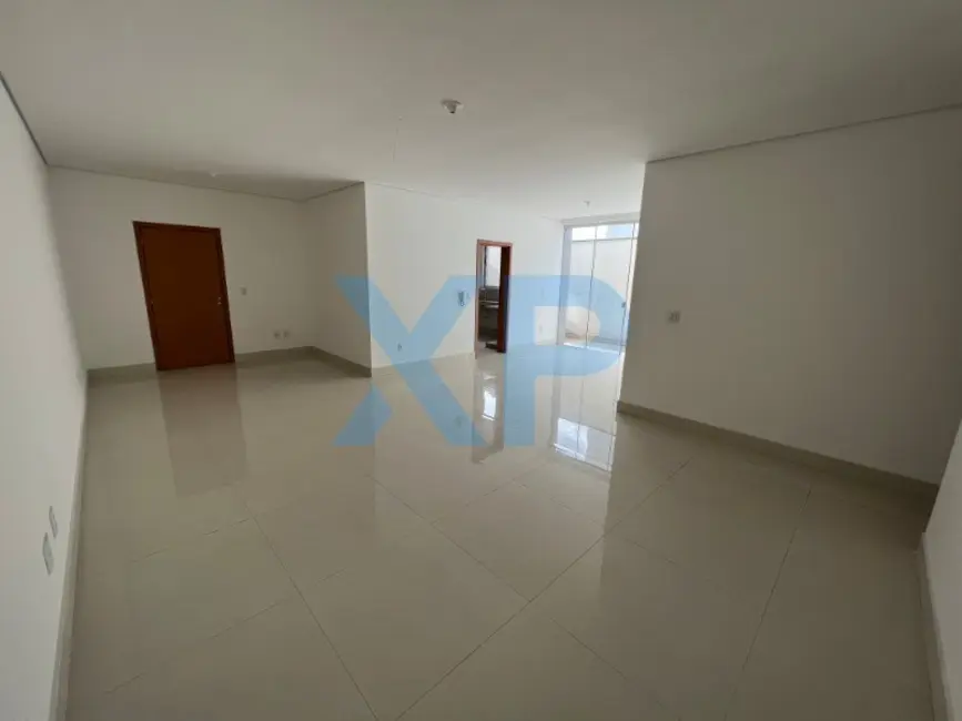 Foto 2 de Apartamento com 3 quartos à venda, 205m2 em Sidil, Divinopolis - MG