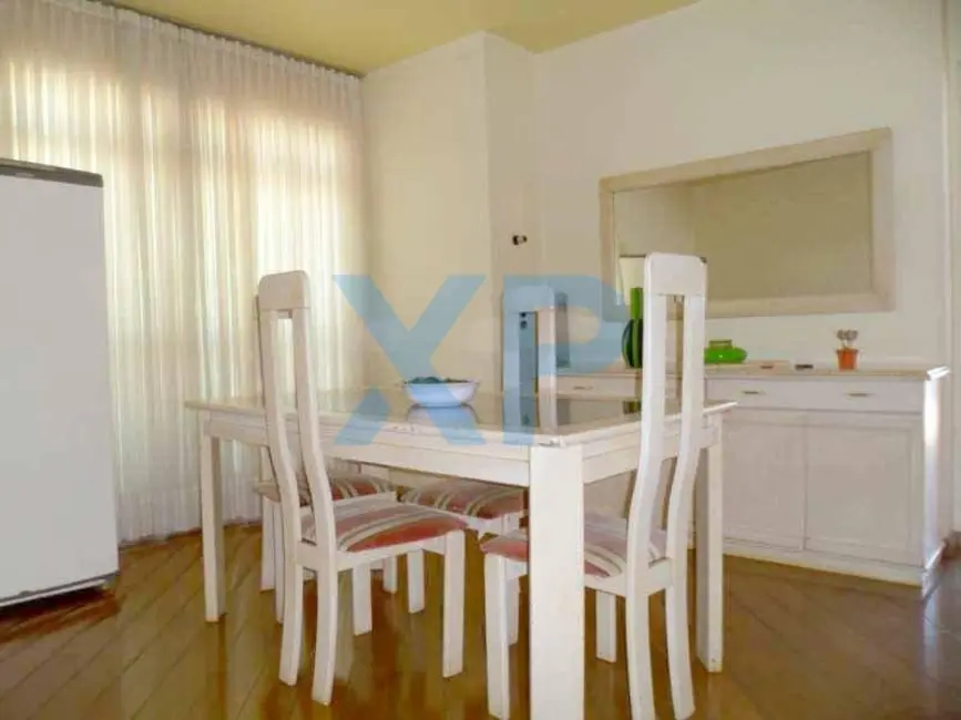 Foto 2 de Apartamento com 4 quartos à venda, 120m2 em Planalto, Divinopolis - MG