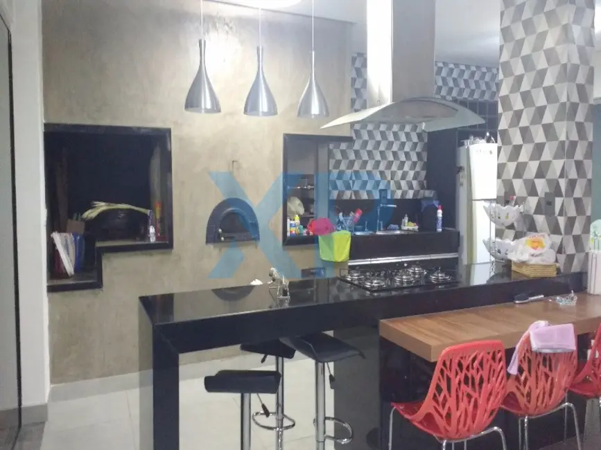 Casa com 4 quartos à venda, 300m2 em São Judas Tadeu, Divinopolis - MG - imagem 4 Foto 4 de Casa com 4 quartos à venda, 300m2 em São Judas Tadeu, Divinopolis - MG