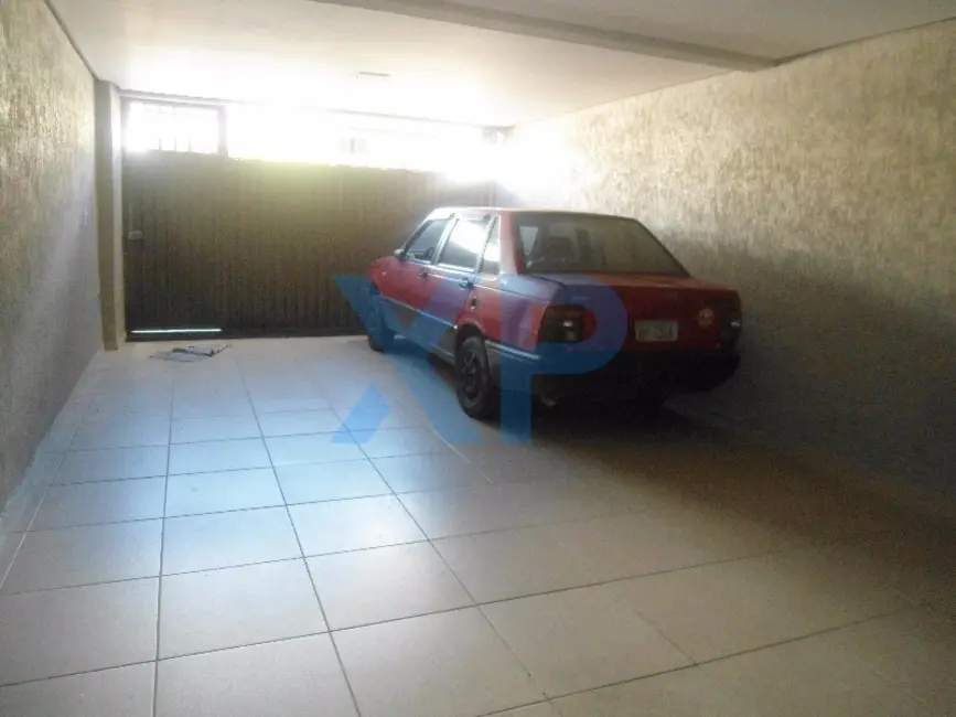 Casa com 3 quartos à venda, 230m2 em Bom Pastor, Divinopolis - MG - imagem 3 Foto 3 de Casa com 3 quartos à venda, 230m2 em Bom Pastor, Divinopolis - MG