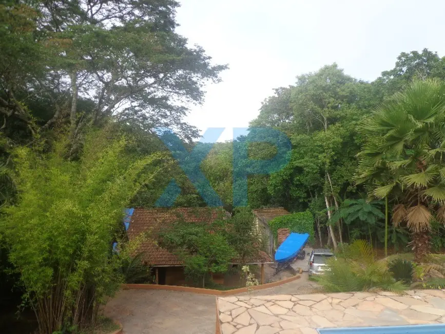 Chácara com 3 quartos à venda, 300m2 em Vivendas da Exposição, Divinopolis - MG - imagem 3 Foto 3 de Chácara com 3 quartos à venda, 300m2 em Vivendas da Exposição, Divinopolis - MG