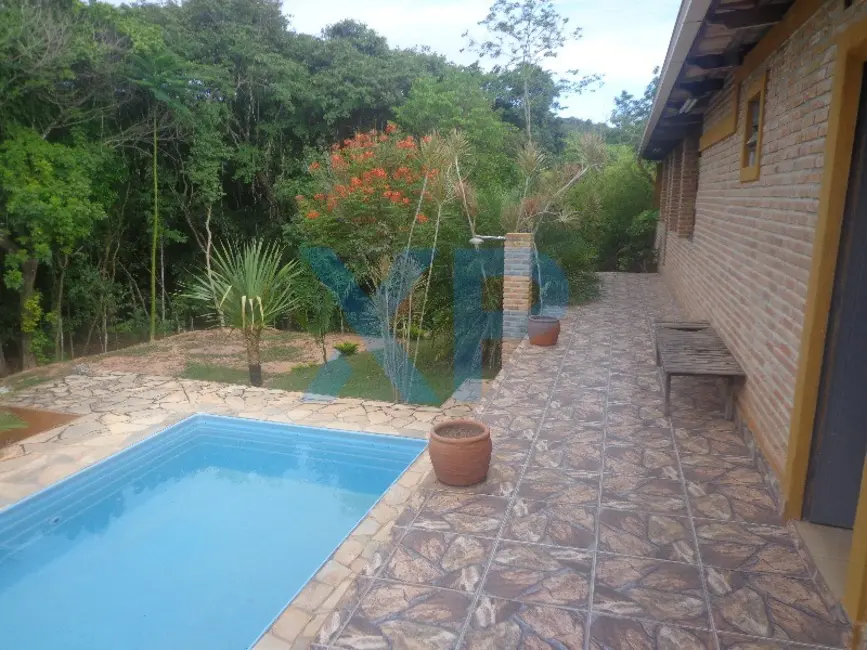 Chácara com 3 quartos à venda, 300m2 em Vivendas da Exposição, Divinopolis - MG - imagem 7 Foto 7 de Chácara com 3 quartos à venda, 300m2 em Vivendas da Exposição, Divinopolis - MG