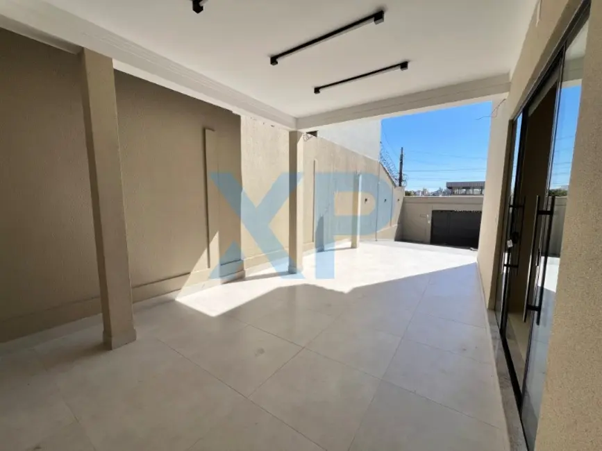 Foto 15 de Casa com 4 quartos à venda e para alugar, 240m2 em Belvedere, Divinopolis - MG