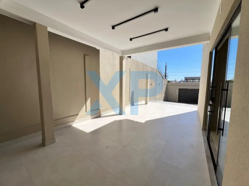 Foto 14 de Casa com 4 quartos à venda e para alugar, 240m2 em Belvedere, Divinopolis - MG