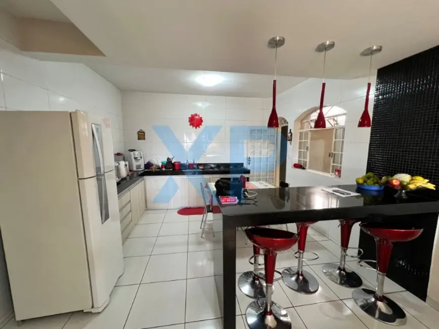 Foto 8 de Apartamento com 2 quartos à venda, 140m2 em Divinopolis - MG
