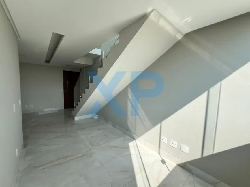 Apartamento com 3 quartos à venda, 260m2 em Manoel Valinhas, Divinopolis - MG - imagem 4 Foto 4 de Apartamento com 3 quartos à venda, 260m2 em Manoel Valinhas, Divinopolis - MG