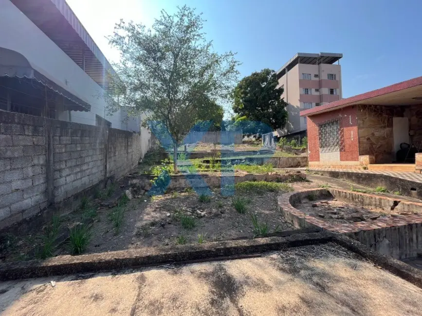 Foto 2 de Terreno / Lote à venda, 720m2 em Porto Velho, Divinopolis - MG