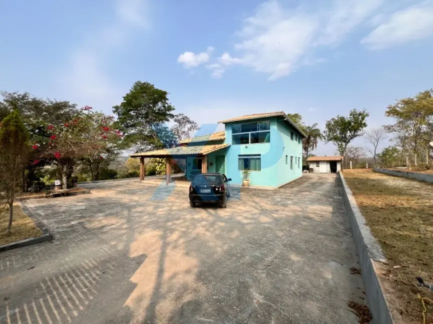 Foto 1 de Fazenda / Haras com 5 quartos à venda, 300m2 em Área Rural de Divinópolis, Divinopolis - MG