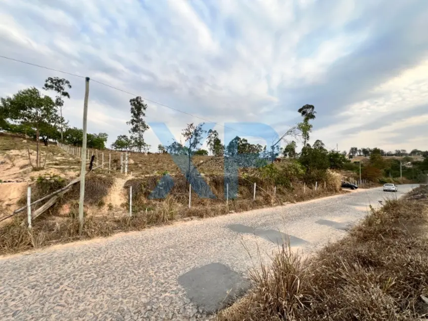 Terreno / Lote à venda, 3000m2 em Divinopolis - MG - imagem 5 Foto 5 de Terreno / Lote à venda, 3000m2 em Divinopolis - MG