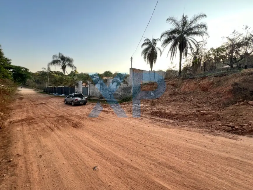 Foto 1 de Chácara à venda, 1000m2 em Área Rural de Divinópolis, Divinopolis - MG