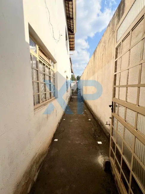 Foto 5 de Casa com 3 quartos à venda, 388m2 em Santa Tereza, Divinopolis - MG