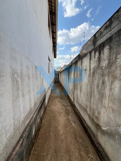 Foto 7 de Casa com 3 quartos à venda, 388m2 em Santa Tereza, Divinopolis - MG